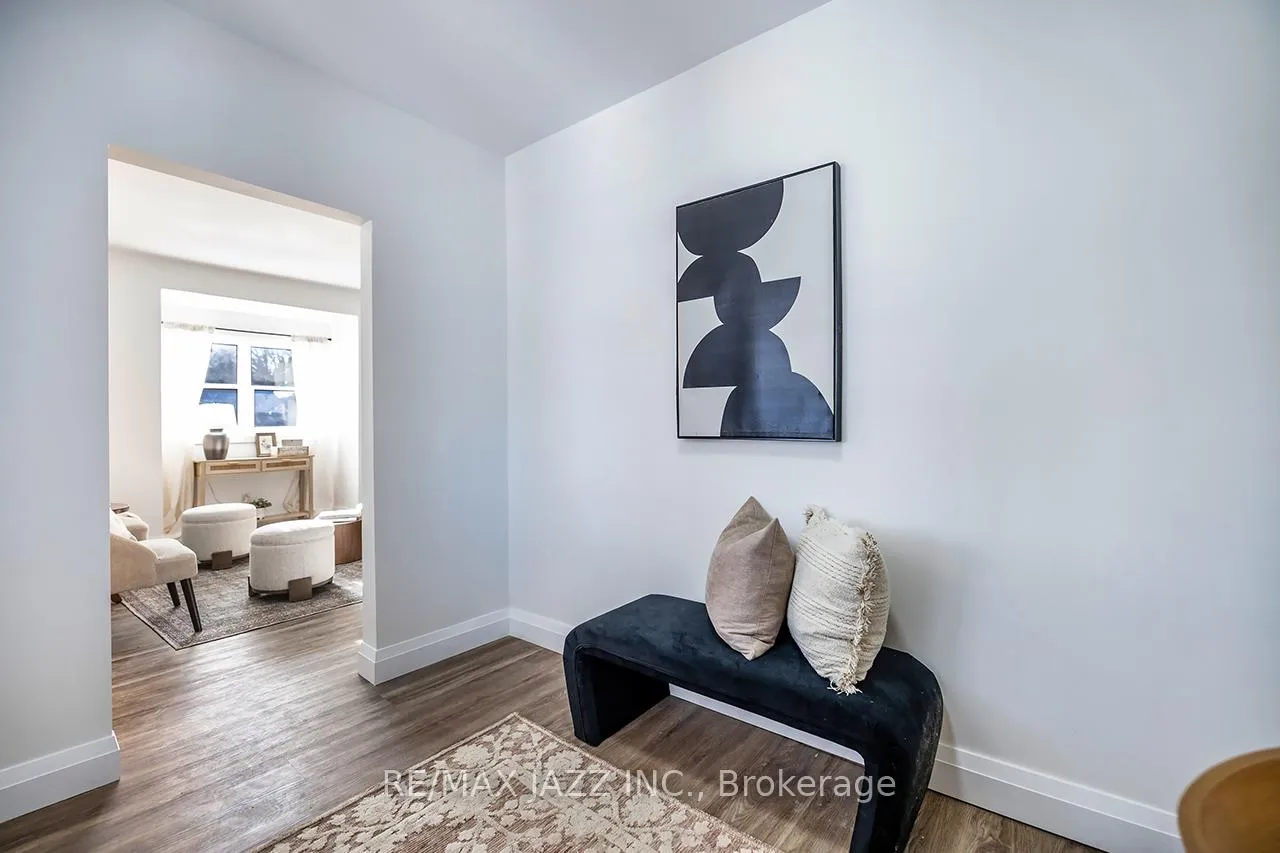 Photo 11 of 120 Elgin Street, Clarington, Bowmanville — HOMEH