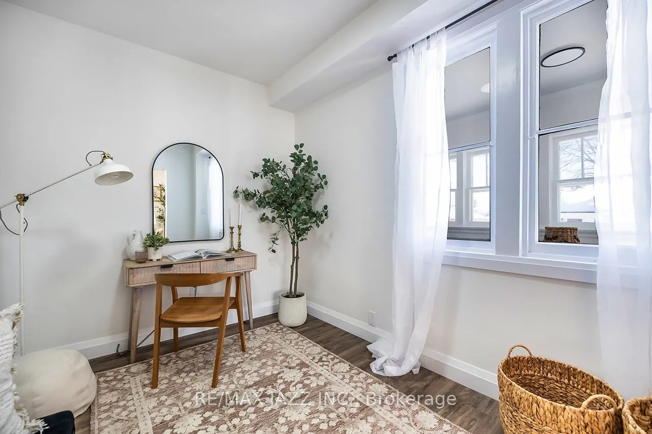 Photo 13 of 120 Elgin Street, Clarington, Bowmanville — HOMEH