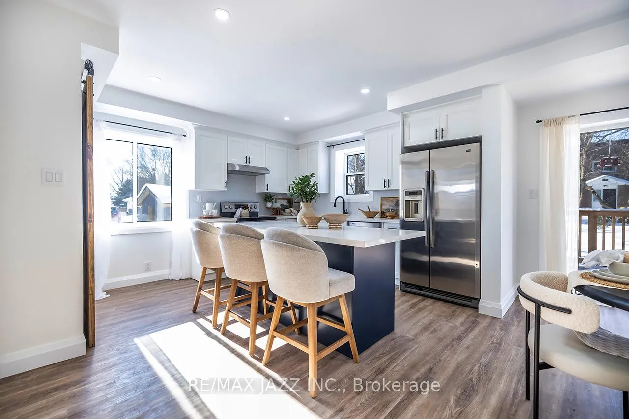 Photo 14 of 120 Elgin Street, Clarington, Bowmanville — HOMEH