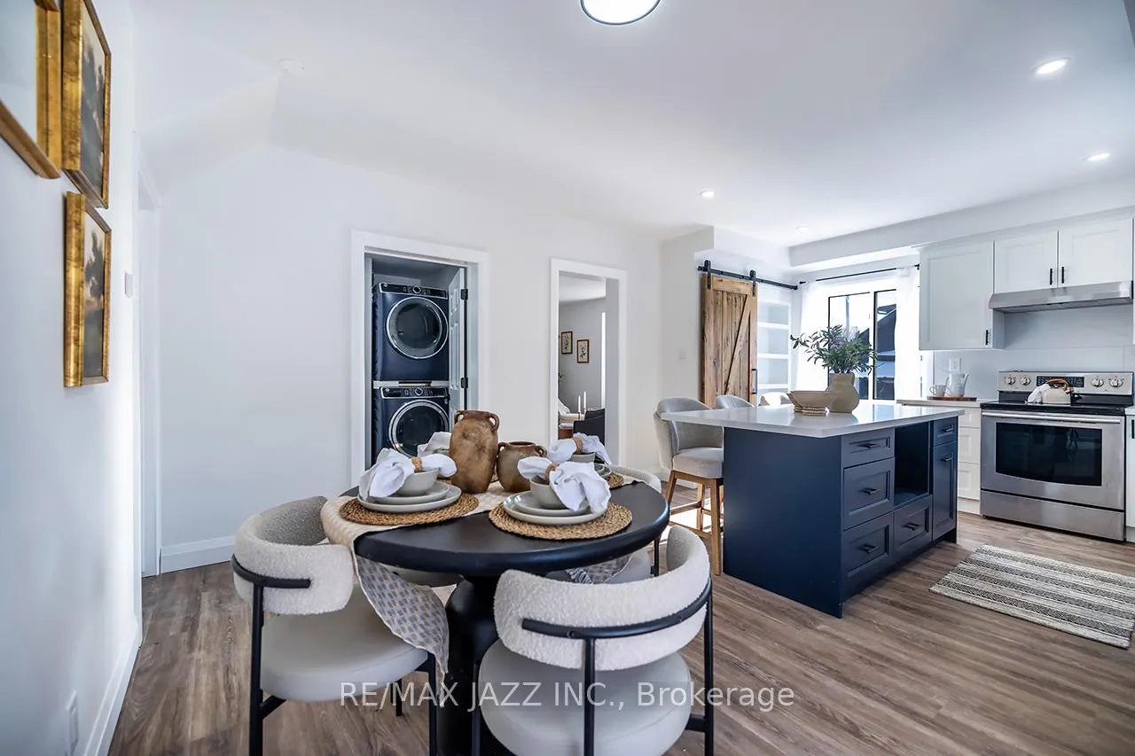 Photo 17 of 120 Elgin Street, Clarington, Bowmanville — HOMEH