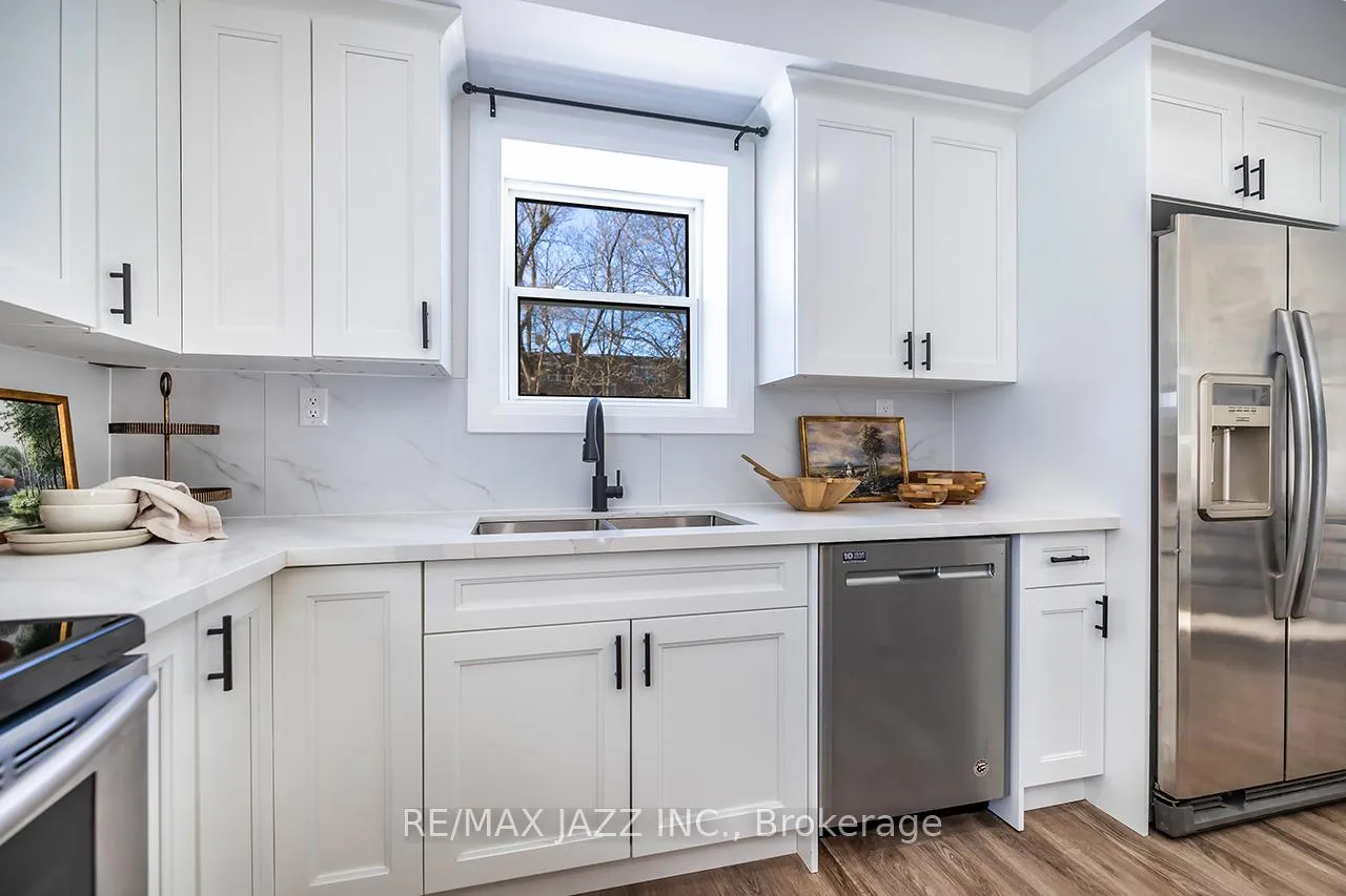 Photo 20 of 120 Elgin Street, Clarington, Bowmanville — HOMEH