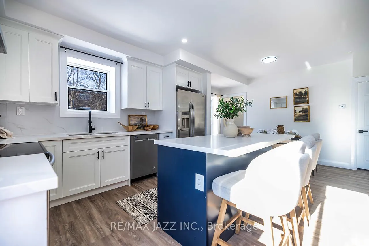 Photo 21 of 120 Elgin Street, Clarington, Bowmanville — HOMEH