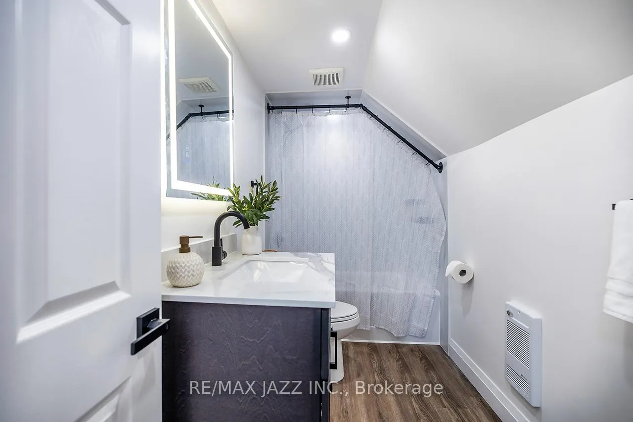 Photo 31 of 120 Elgin Street, Clarington, Bowmanville — HOMEH