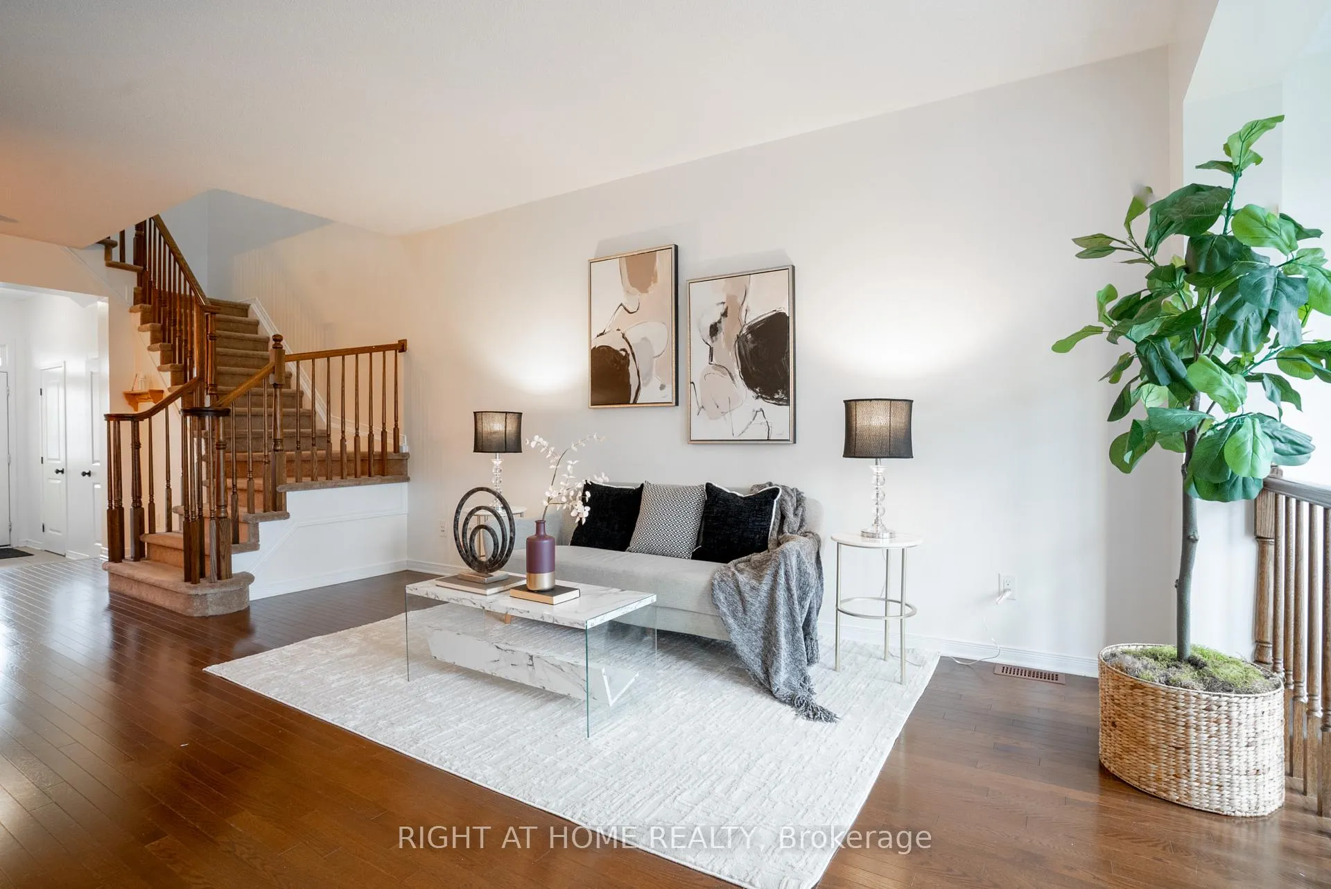Photo 5 of 540 Barrick Hill Road, Ottawa, Kanata - Emerald Meadows/Trailwest — HOMEH
