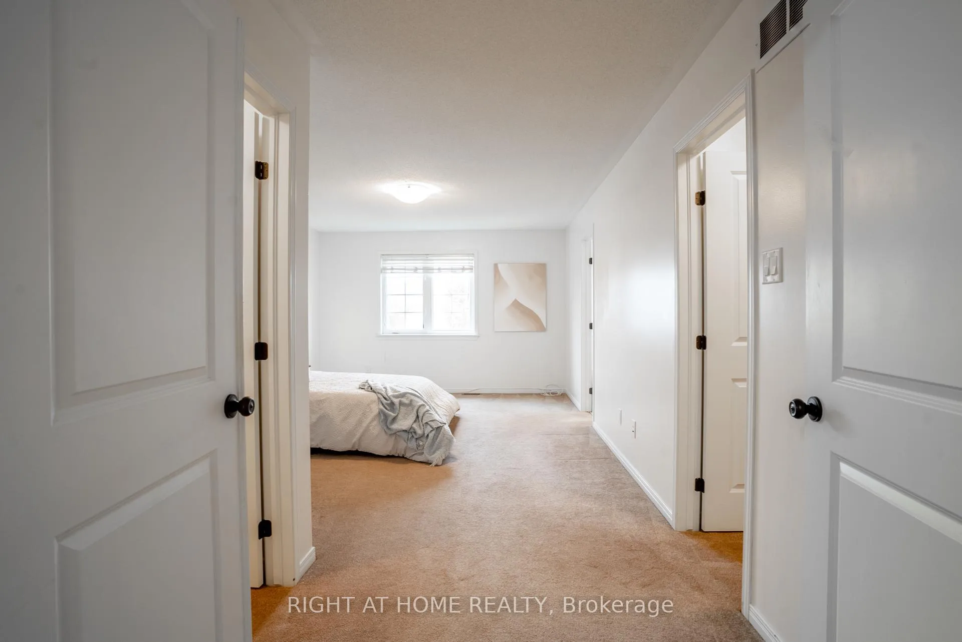 Photo 14 of 540 Barrick Hill Road, Ottawa, Kanata - Emerald Meadows/Trailwest — HOMEH