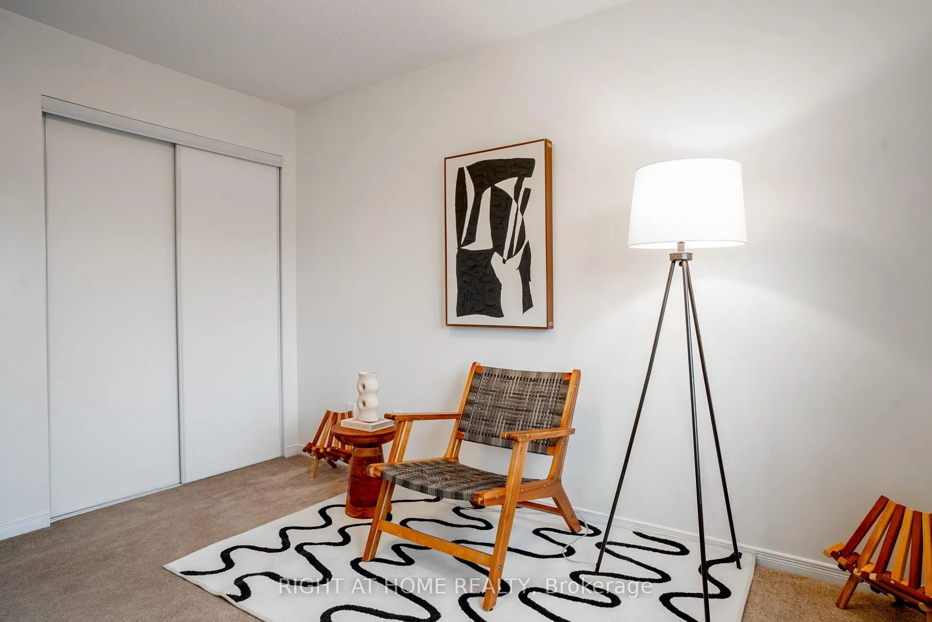 Photo 23 of 540 Barrick Hill Road, Ottawa, Kanata - Emerald Meadows/Trailwest — HOMEH