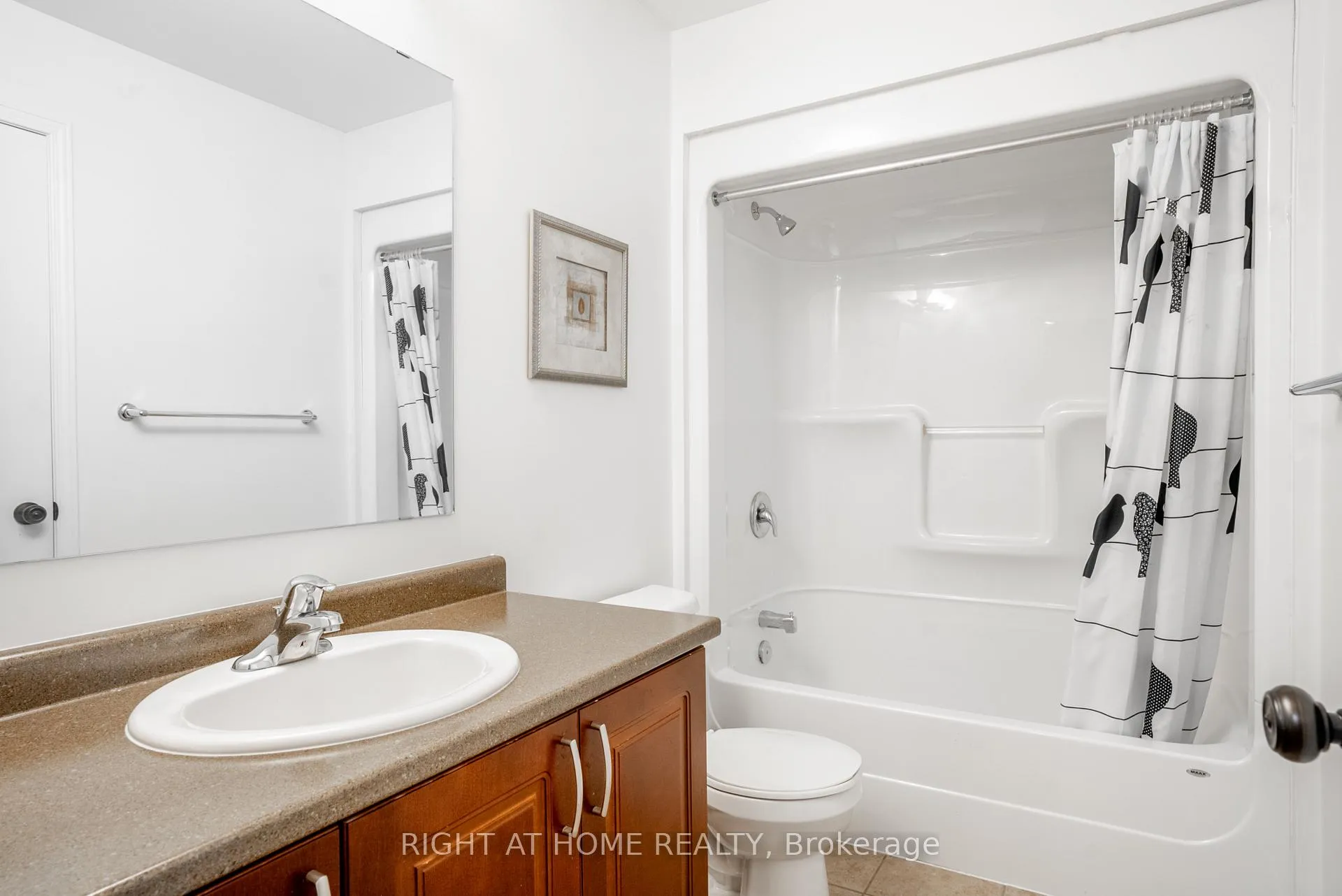 Photo 24 of 540 Barrick Hill Road, Ottawa, Kanata - Emerald Meadows/Trailwest — HOMEH
