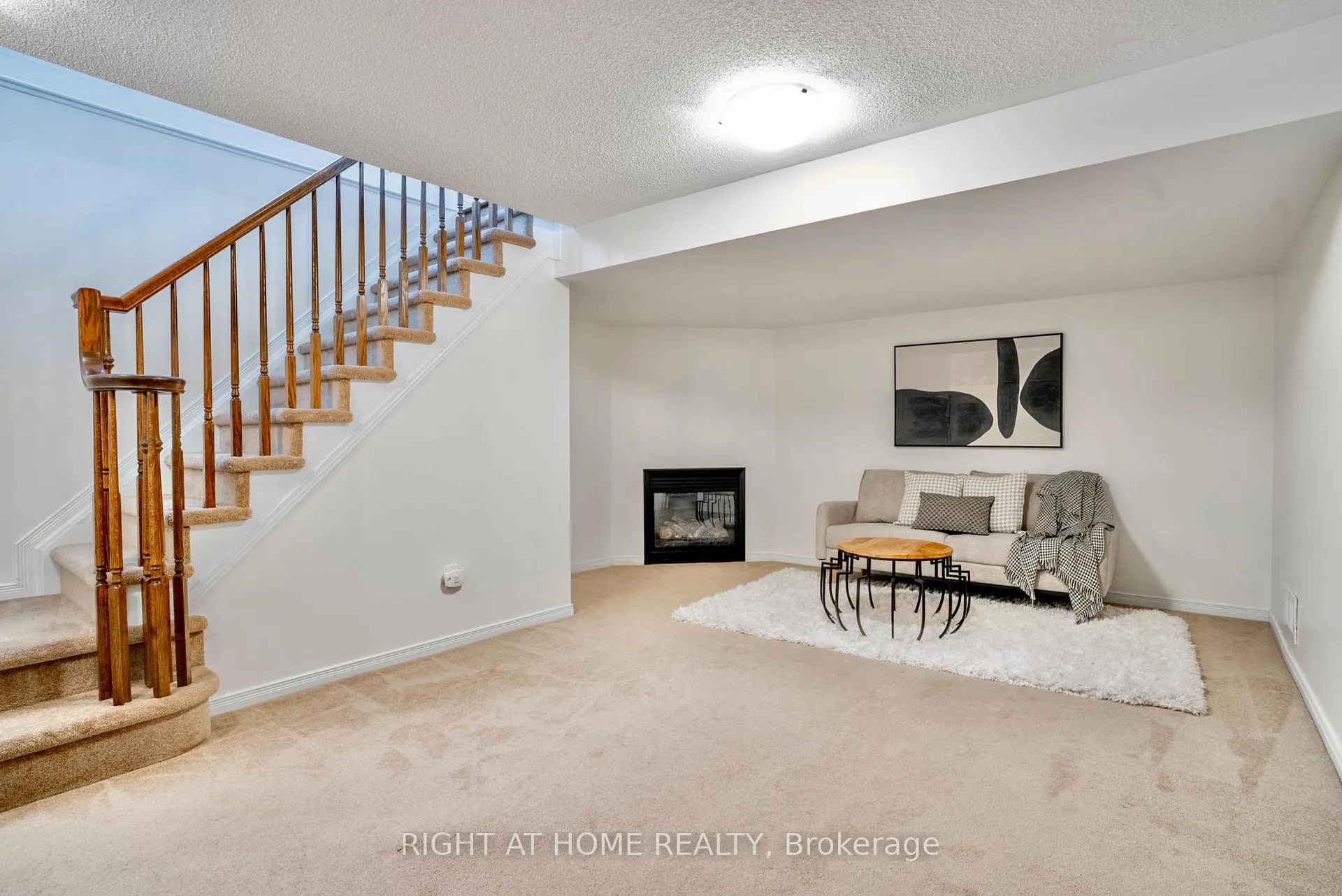 Photo 28 of 540 Barrick Hill Road, Ottawa, Kanata - Emerald Meadows/Trailwest — HOMEH