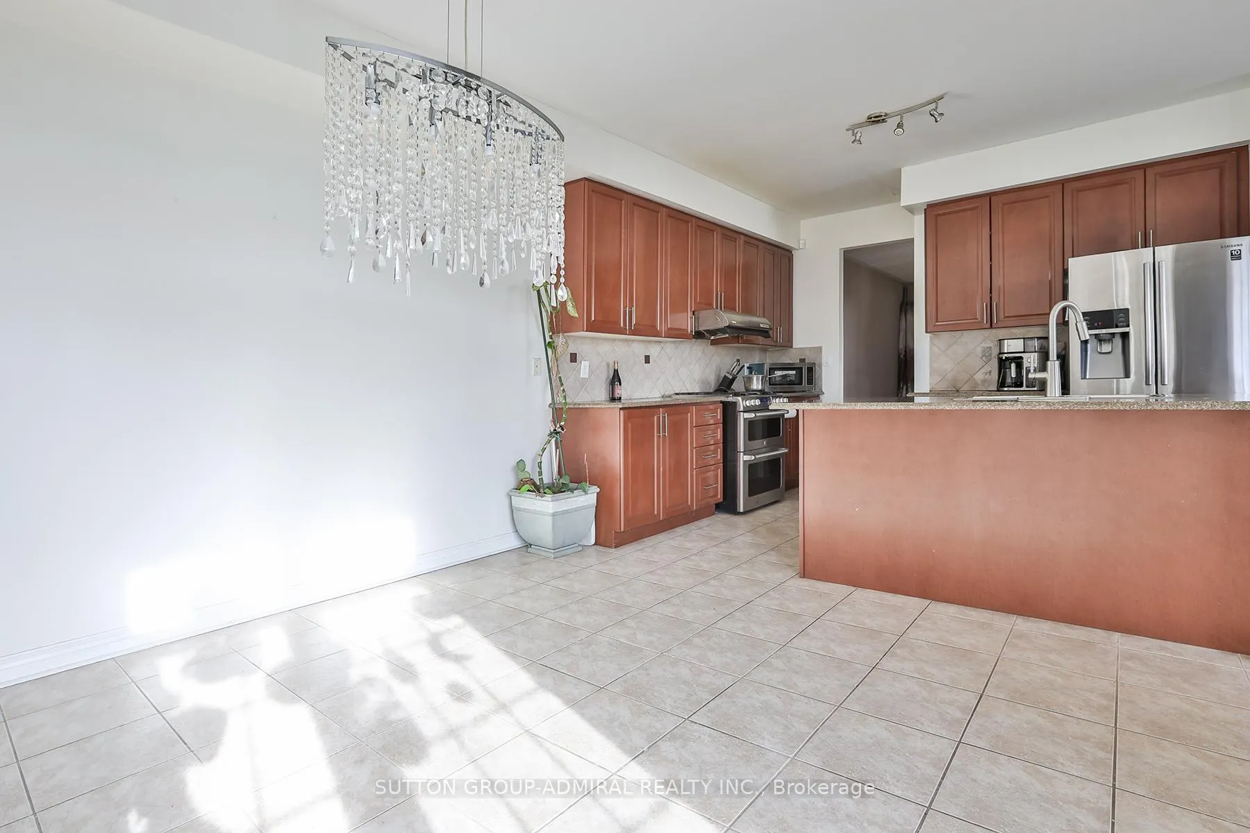 Photo 6 of 38 Shady Oaks Avenue, Markham, Cornell — HOMEH