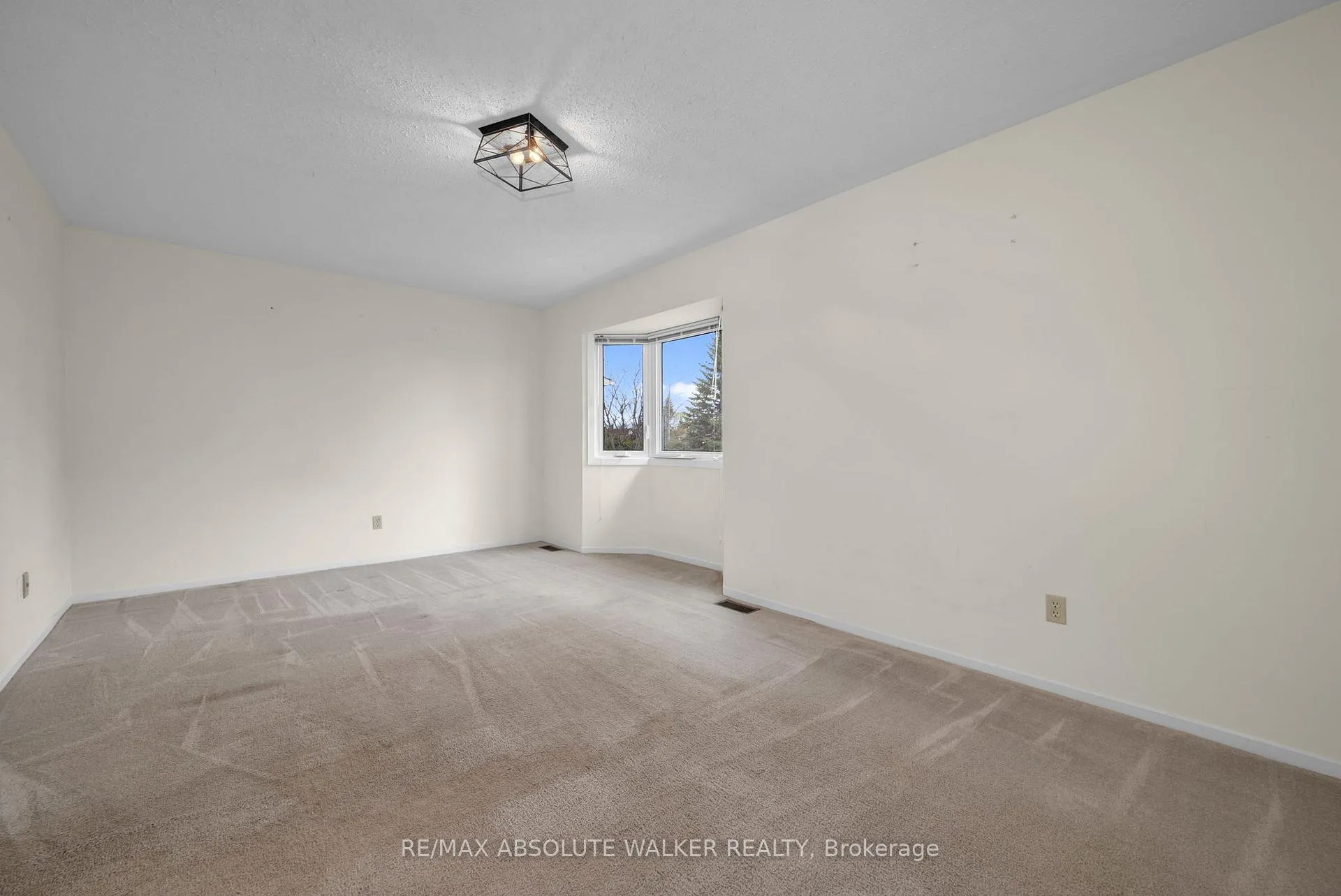 Photo 22 of 1760 Sunview Drive, Ottawa, Orleans/Sunridge — HOMEH