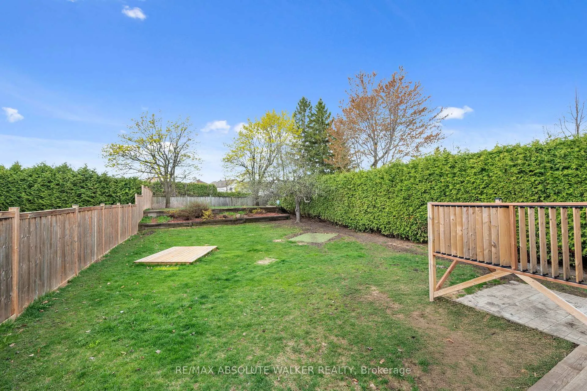 Photo 32 of 1760 Sunview Drive, Ottawa, Orleans/Sunridge — HOMEH