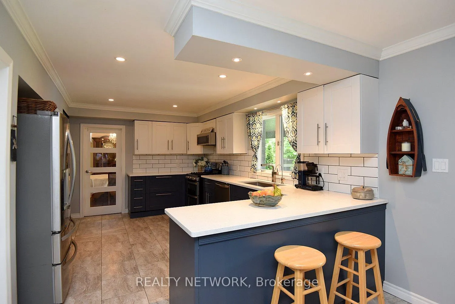 Photo 22 of 21 Woodside Drive, Hamilton, Sherwood — HOMEH