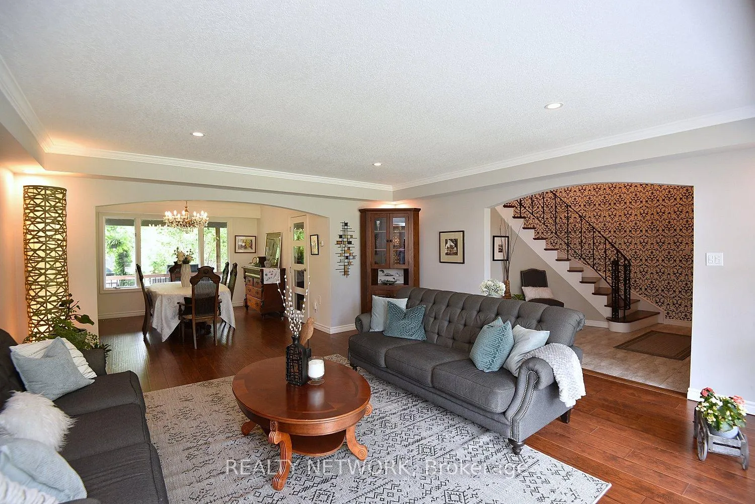 Photo 30 of 21 Woodside Drive, Hamilton, Sherwood — HOMEH