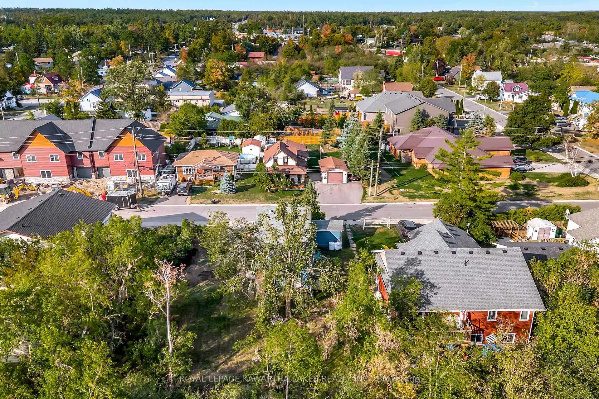 Photo 7 of 19 Prince Street E, Kawartha Lakes, Bobcaygeon — HOMEH