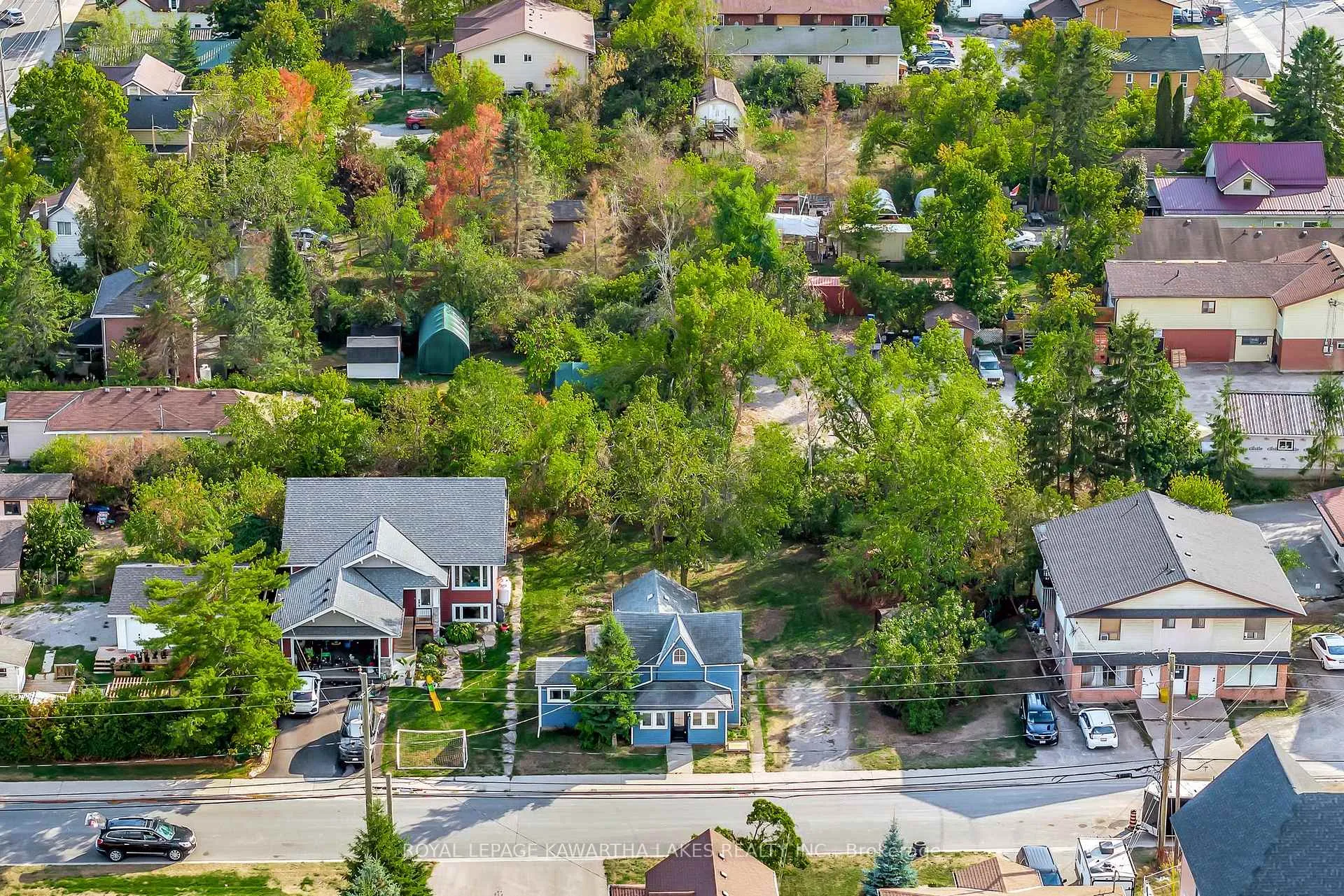Photo 10 of 19 Prince Street E, Kawartha Lakes, Bobcaygeon — HOMEH