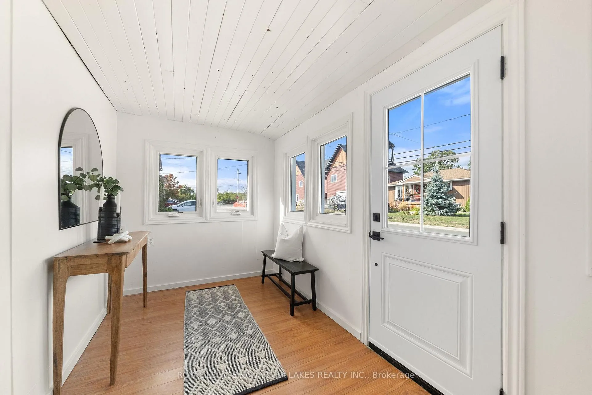 Photo 14 of 19 Prince Street E, Kawartha Lakes, Bobcaygeon — HOMEH