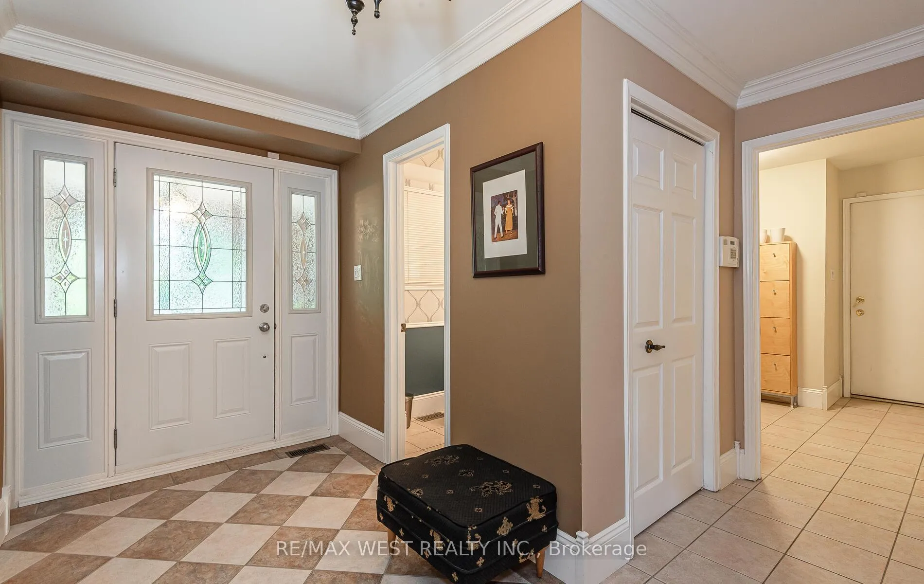 Photo 6 of 12 Axminster Road, Brampton, Snelgrove — HOMEH