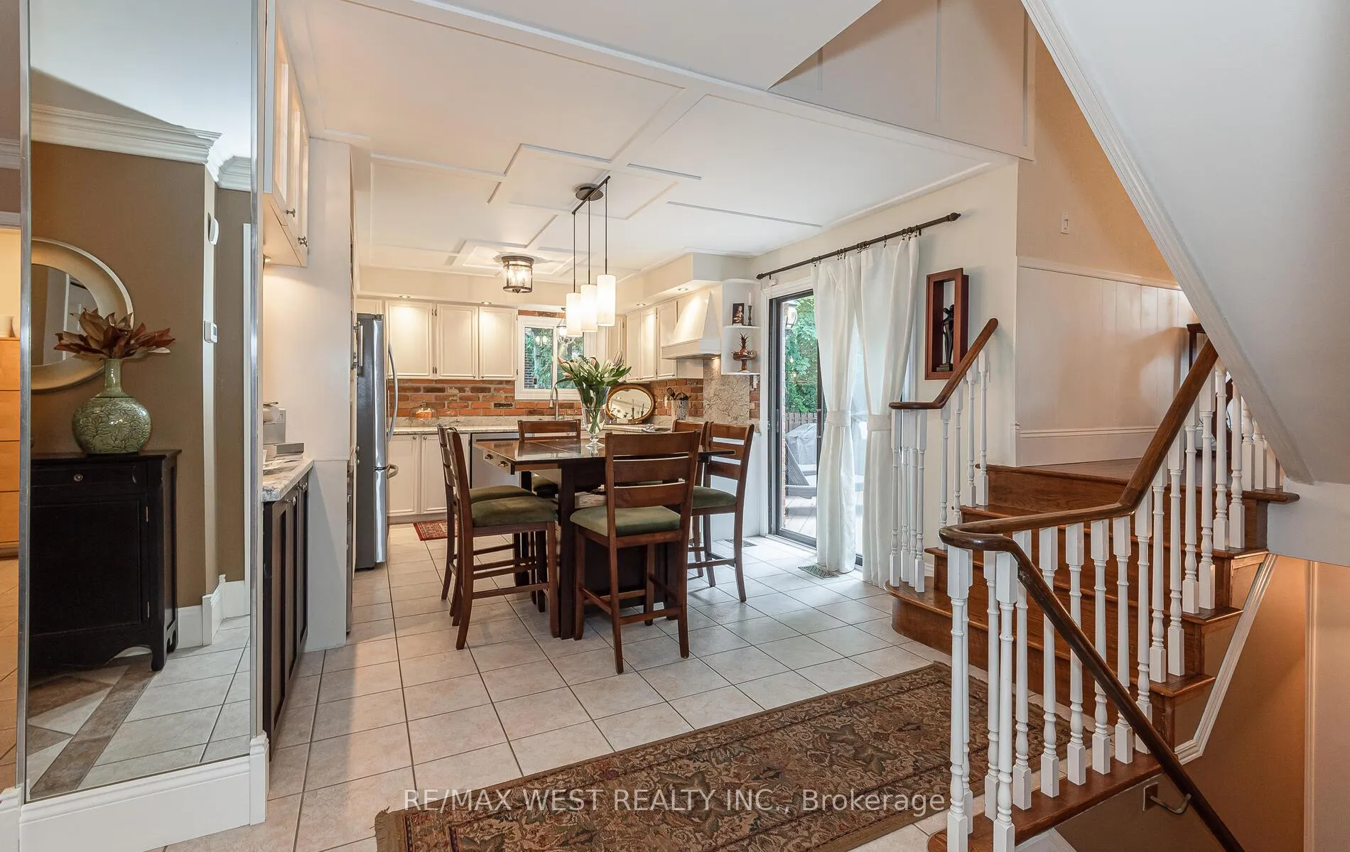Photo 13 of 12 Axminster Road, Brampton, Snelgrove — HOMEH