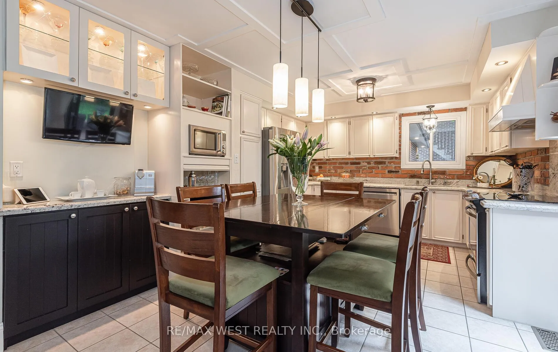 Photo 15 of 12 Axminster Road, Brampton, Snelgrove — HOMEH