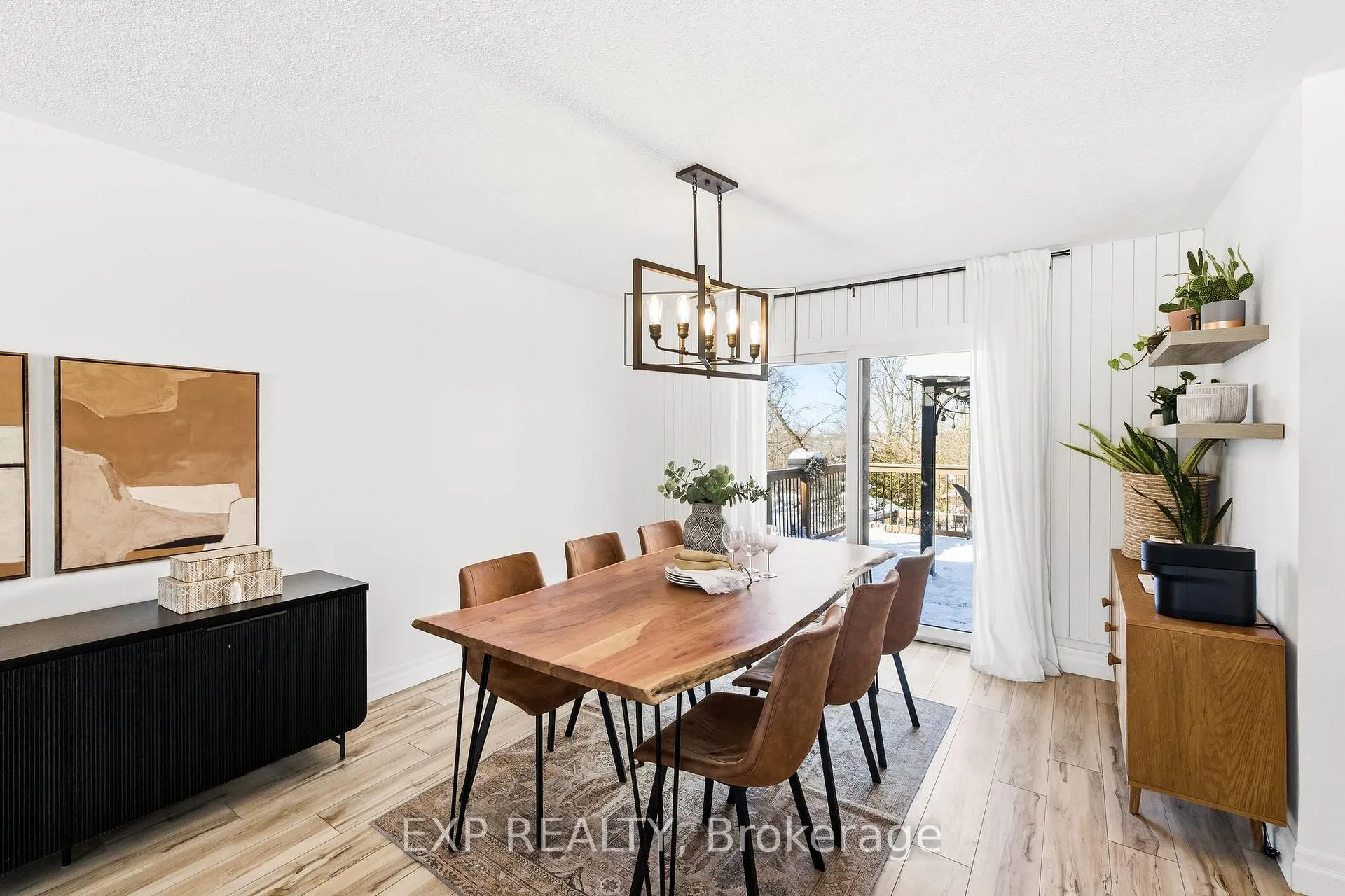 Photo 9 of 9574 Ardagh Crescent, Hamilton Township, Rural Hamilton — HOMEH