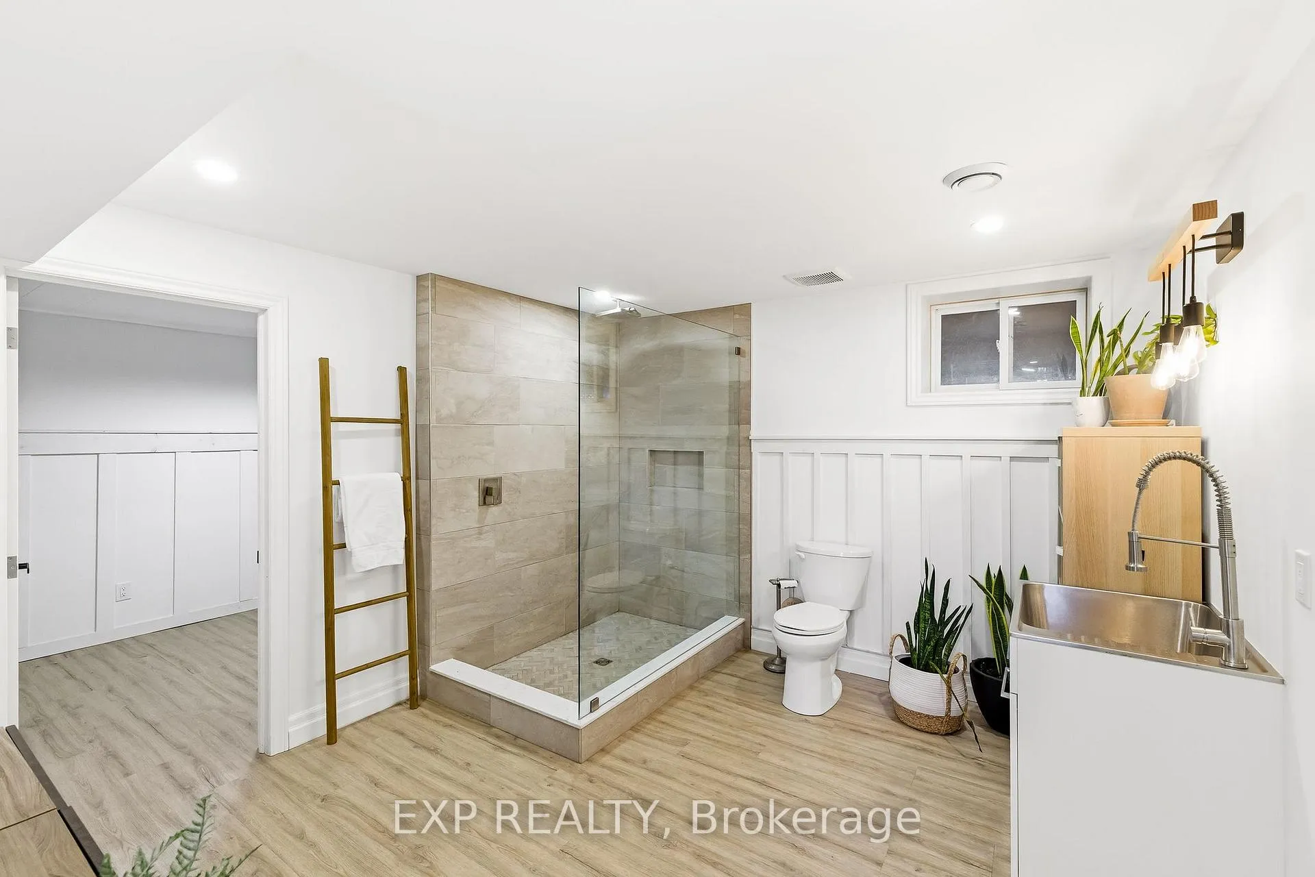 Photo 27 of 9574 Ardagh Crescent, Hamilton Township, Rural Hamilton — HOMEH