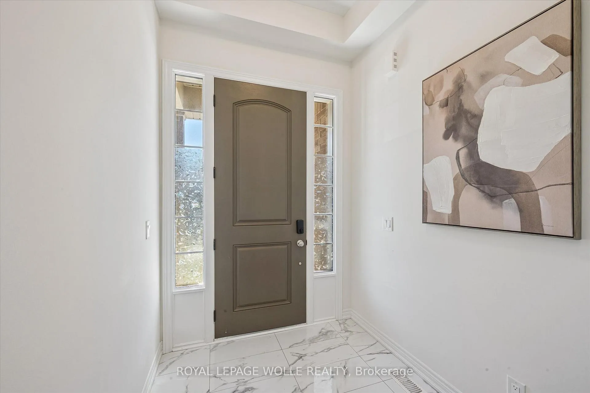 Photo 2 of 11 Georgina Street, Kitchener — HOMEH