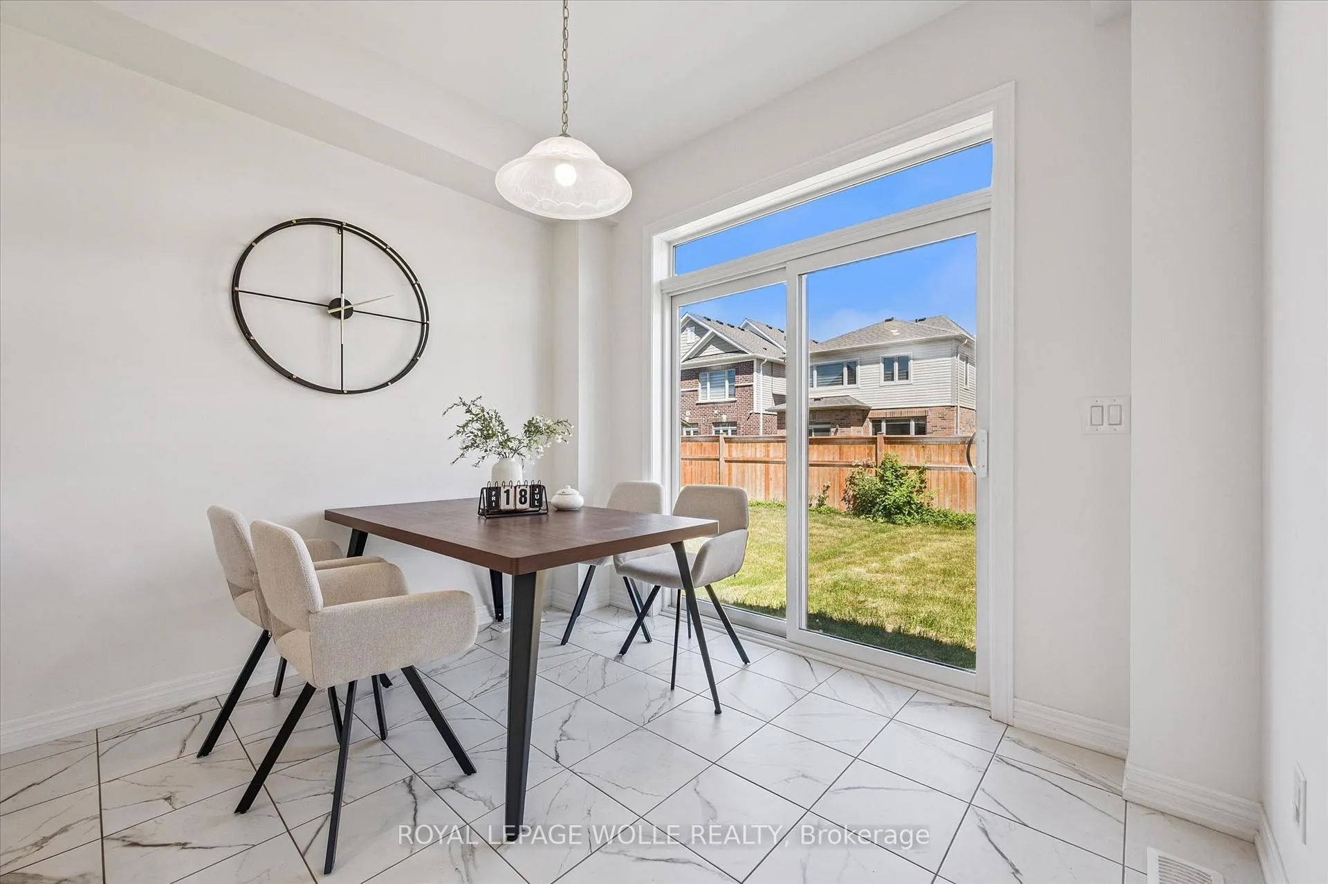 Photo 8 of 11 Georgina Street, Kitchener — HOMEH