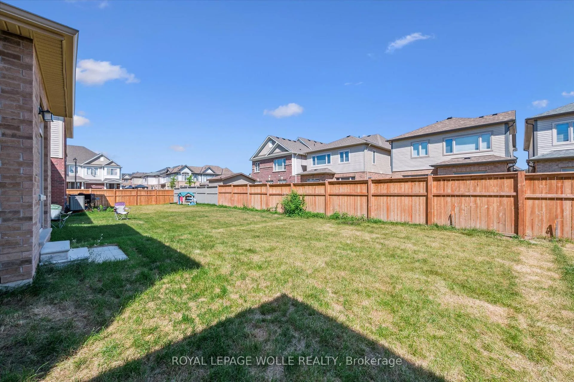 Photo 26 of 11 Georgina Street, Kitchener — HOMEH