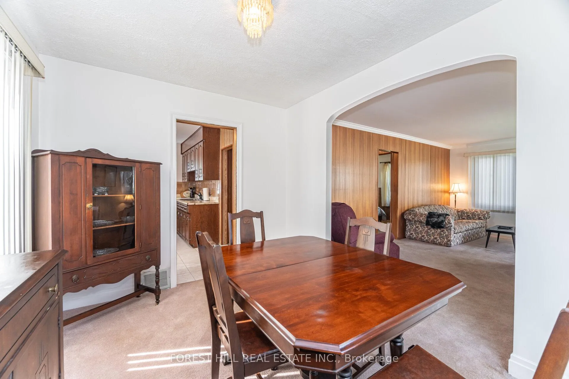 Photo 4 of 2 Topham Road, Toronto, O'Connor-Parkview — HOMEH