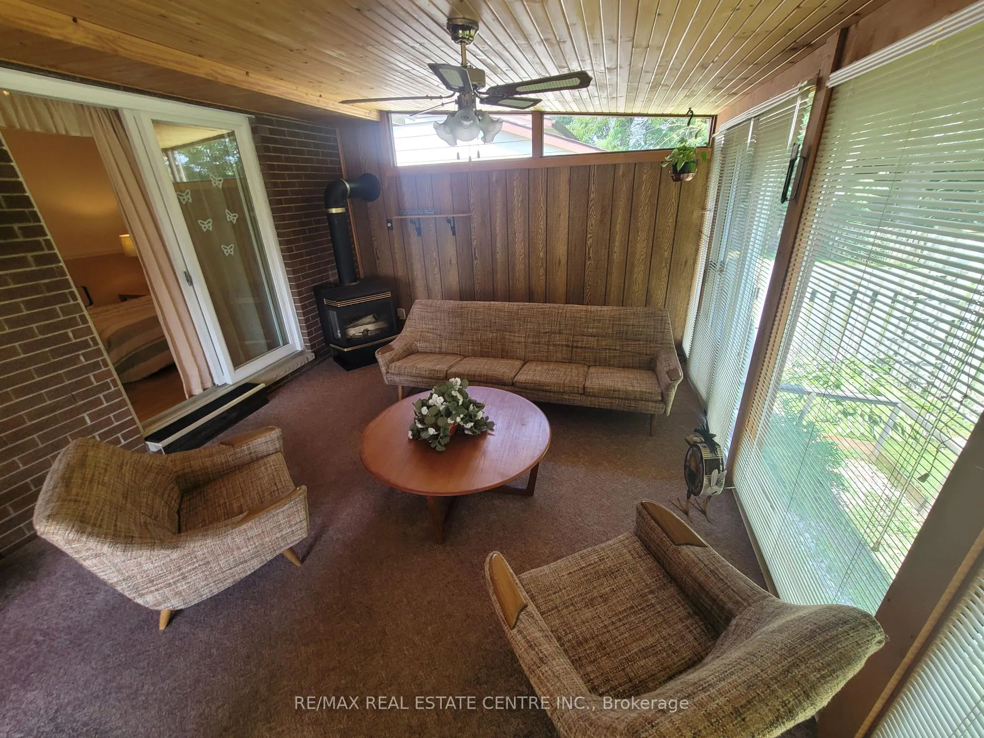 Photo 20 of 53 kingswood Drive, Kitchener — HOMEH