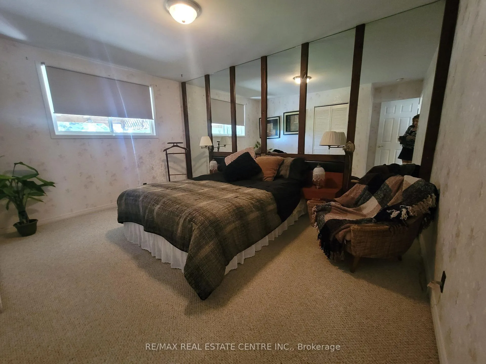 Photo 24 of 53 kingswood Drive, Kitchener — HOMEH