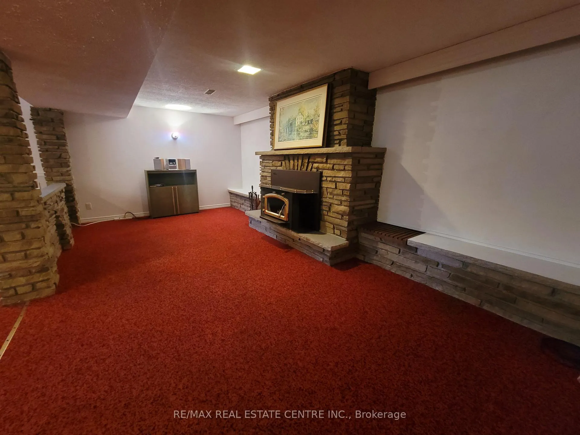 Photo 27 of 53 kingswood Drive, Kitchener — HOMEH
