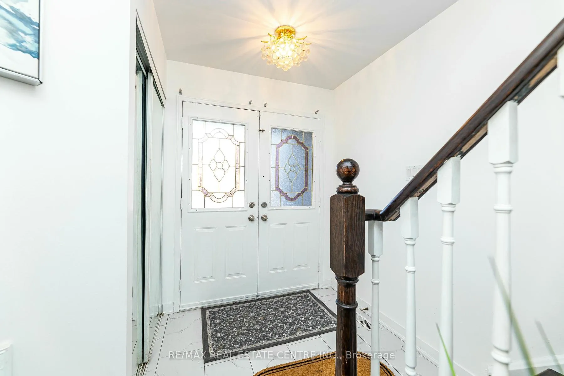 Photo 1 of 43 Goldenlight Circle, Brampton, Brampton West — HOMEH