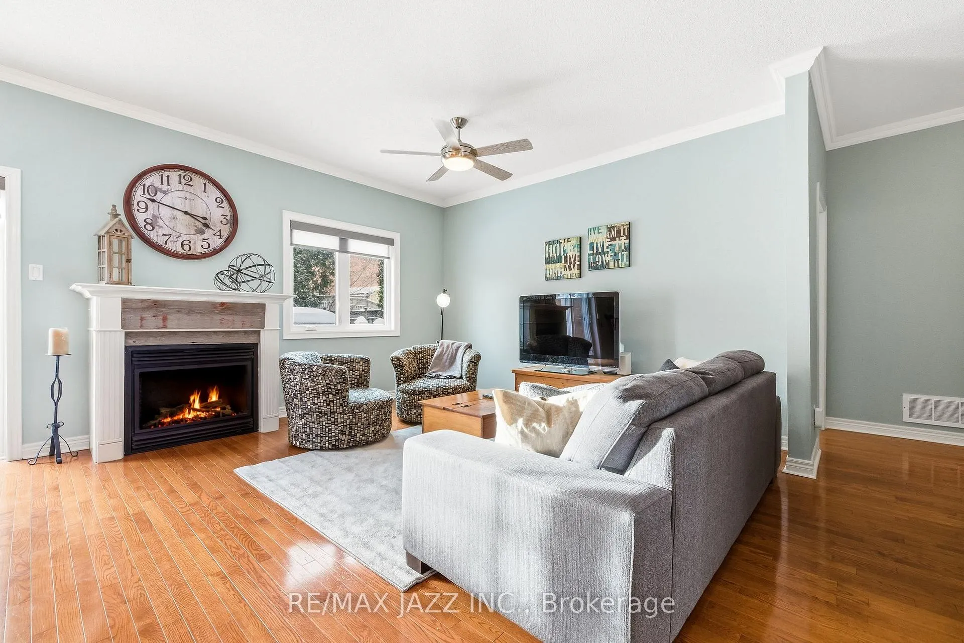 Photo 13 of 107 Earl Cuddie Boulevard, Scugog, Port Perry — HOMEH