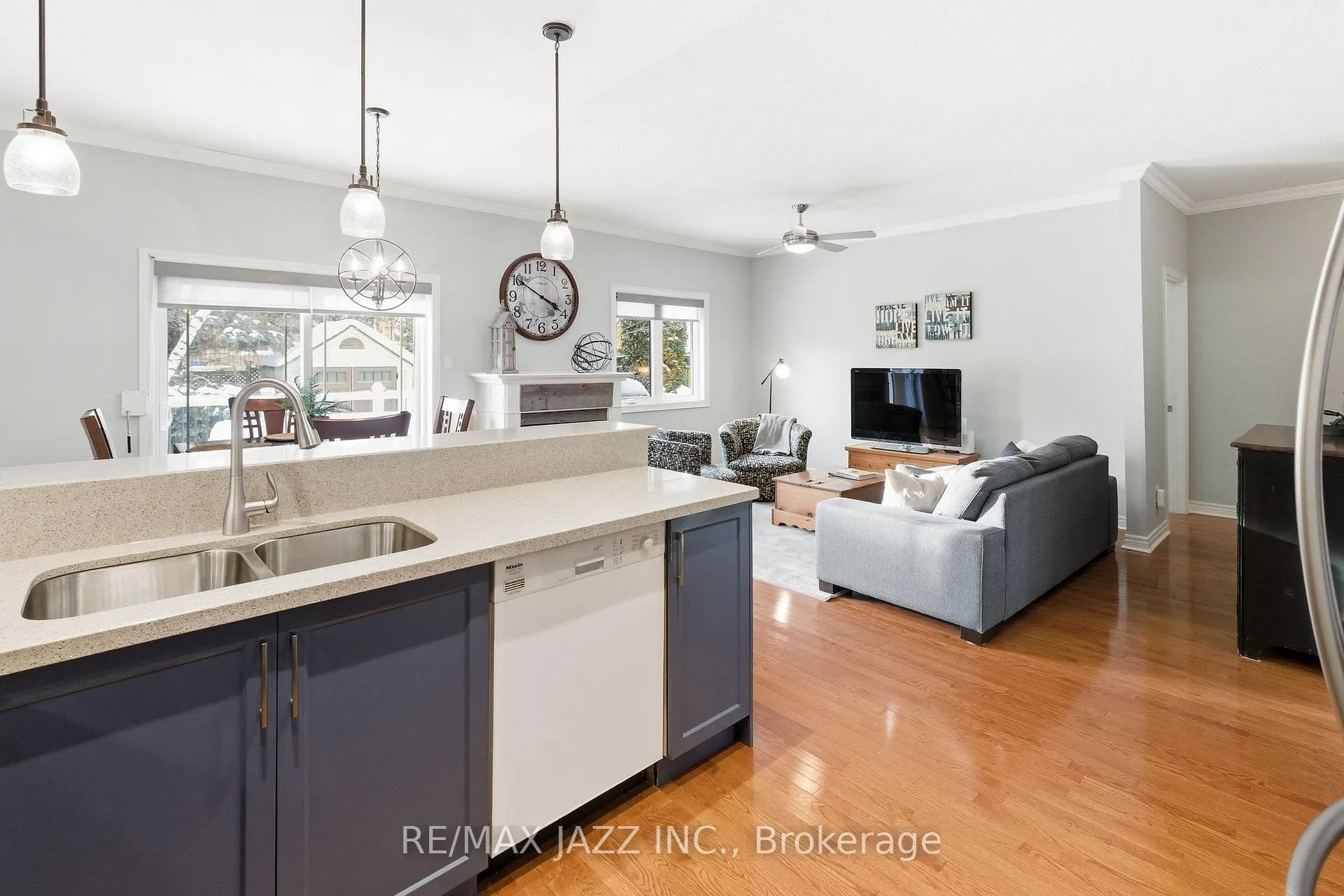 Photo 19 of 107 Earl Cuddie Boulevard, Scugog, Port Perry — HOMEH