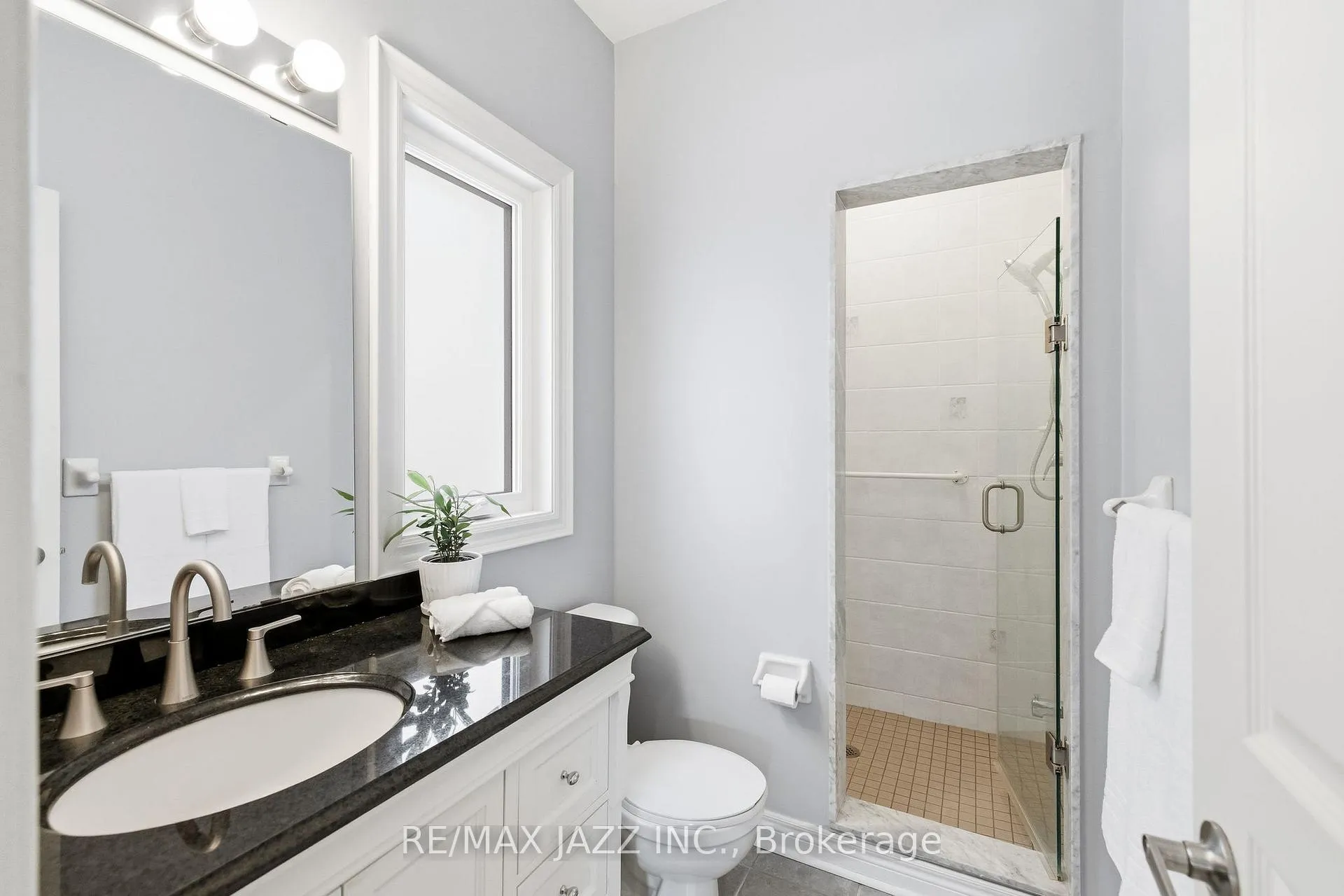 Photo 24 of 107 Earl Cuddie Boulevard, Scugog, Port Perry — HOMEH