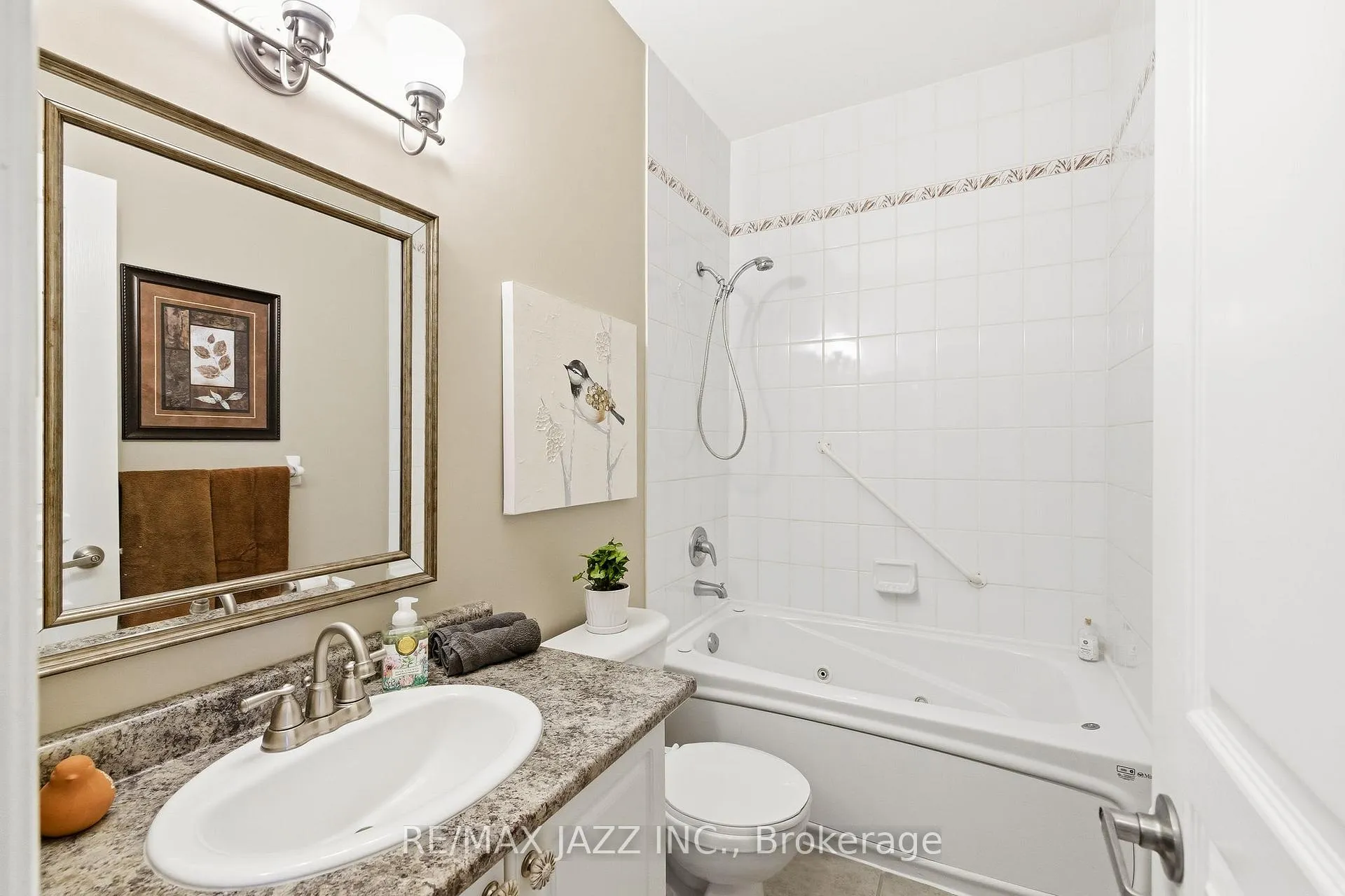 Photo 28 of 107 Earl Cuddie Boulevard, Scugog, Port Perry — HOMEH