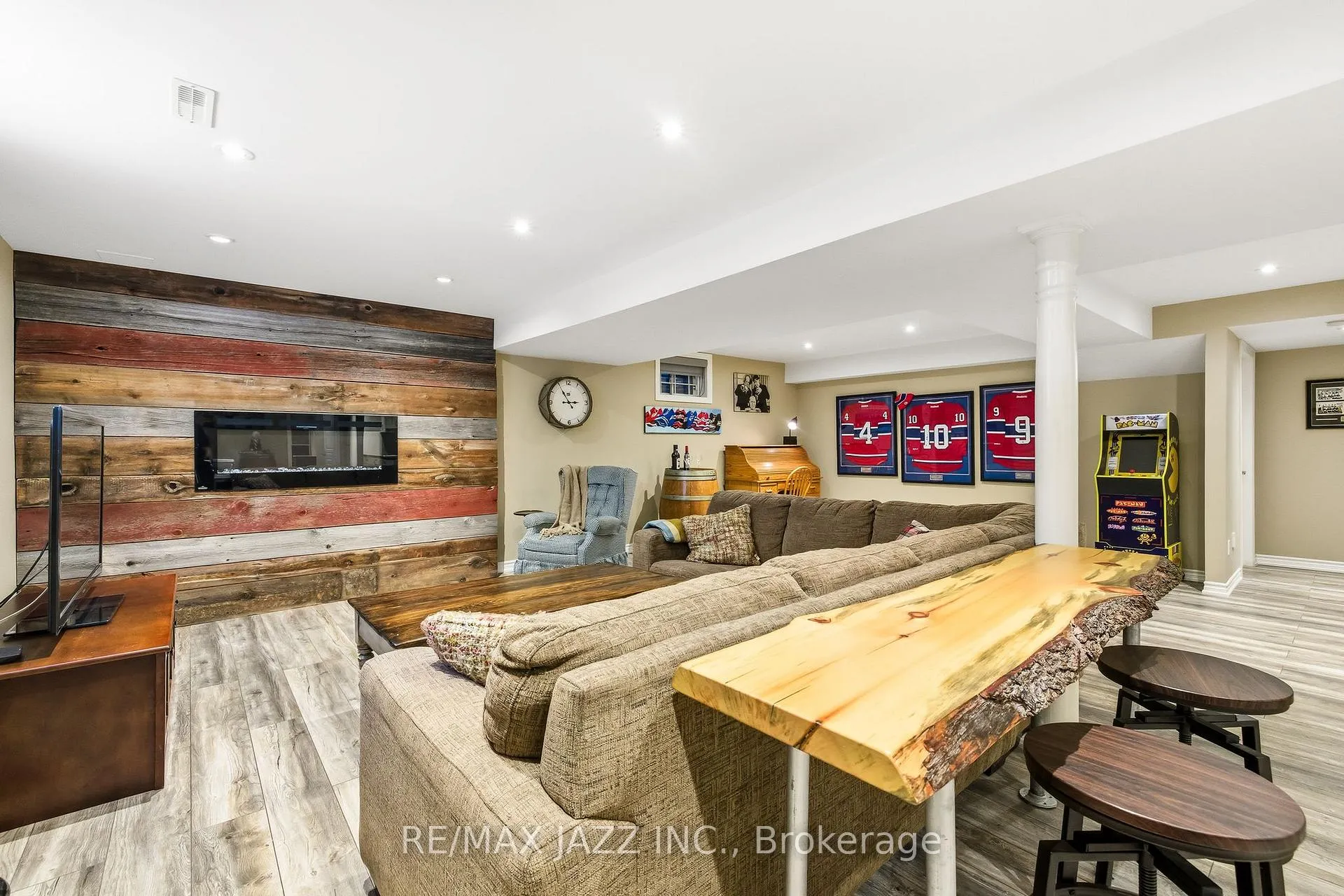 Photo 30 of 107 Earl Cuddie Boulevard, Scugog, Port Perry — HOMEH