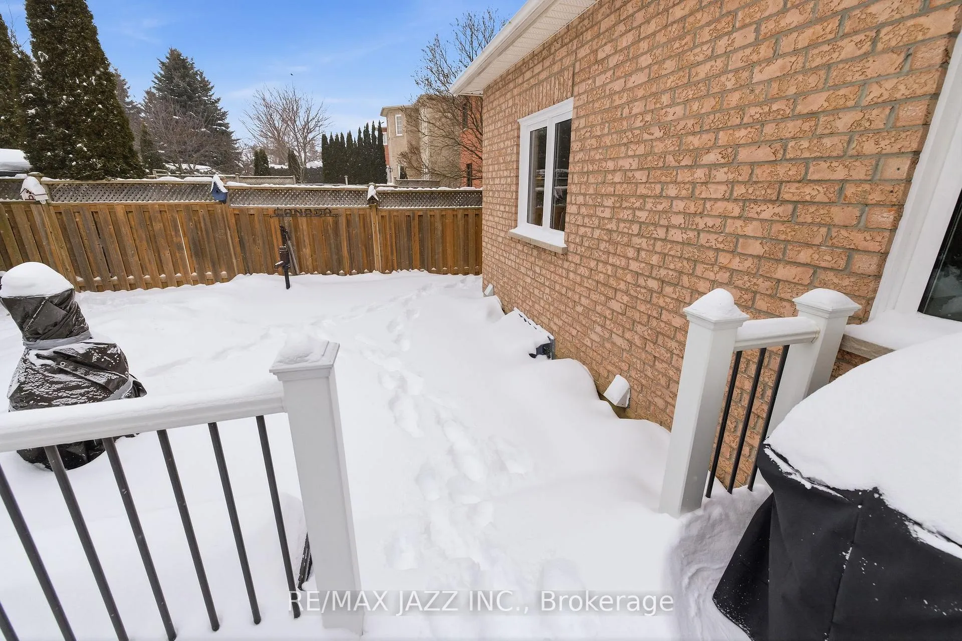 Photo 46 of 107 Earl Cuddie Boulevard, Scugog, Port Perry — HOMEH