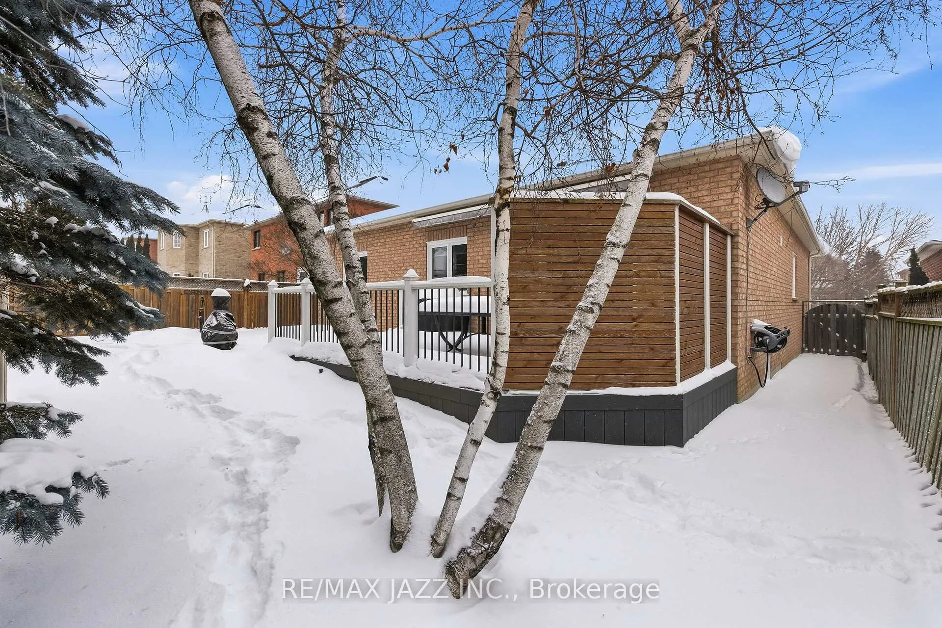 Photo 48 of 107 Earl Cuddie Boulevard, Scugog, Port Perry — HOMEH