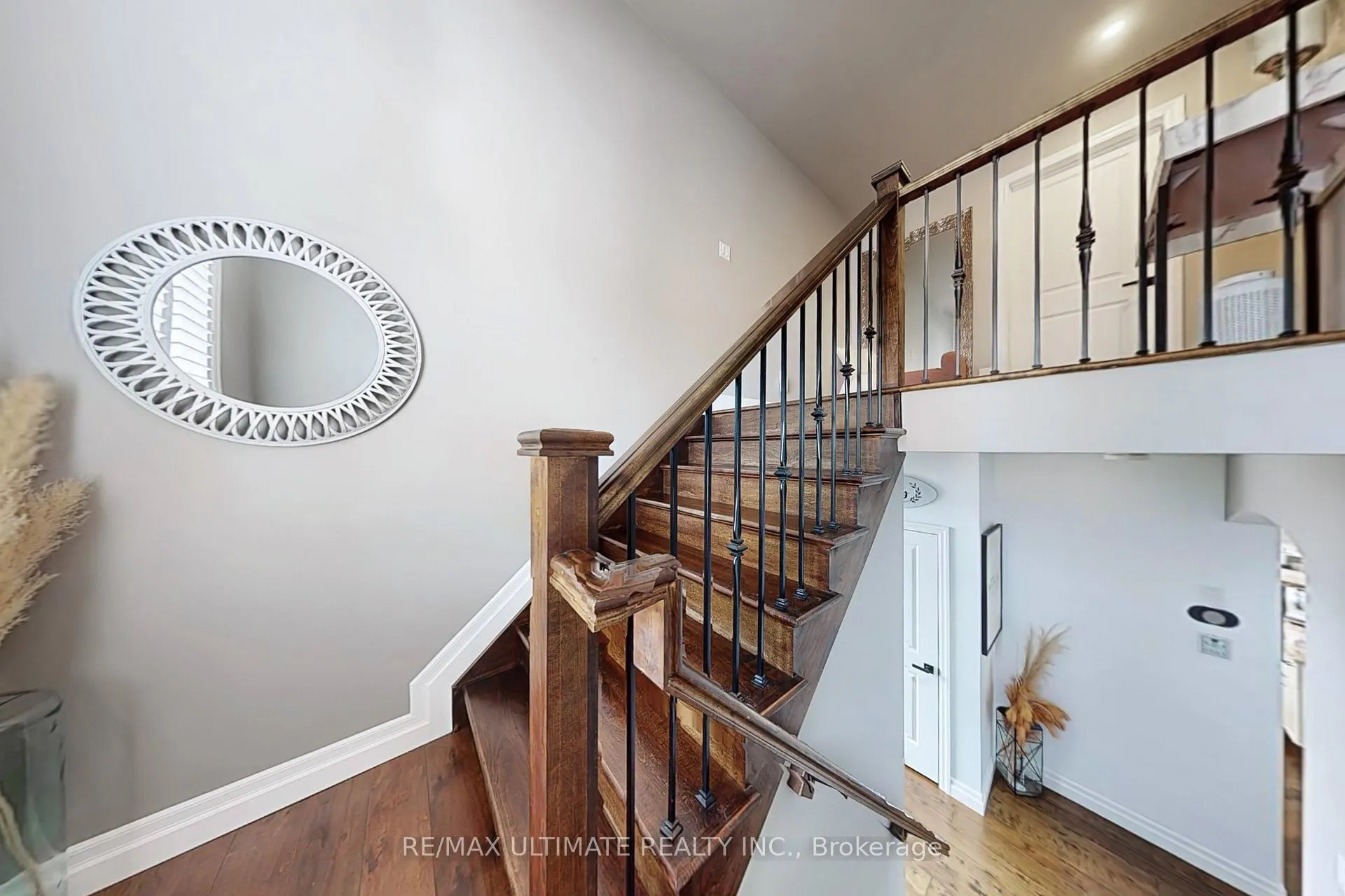 Photo 25 of 178 Millen Road, Hamilton, Stoney Creek — HOMEH