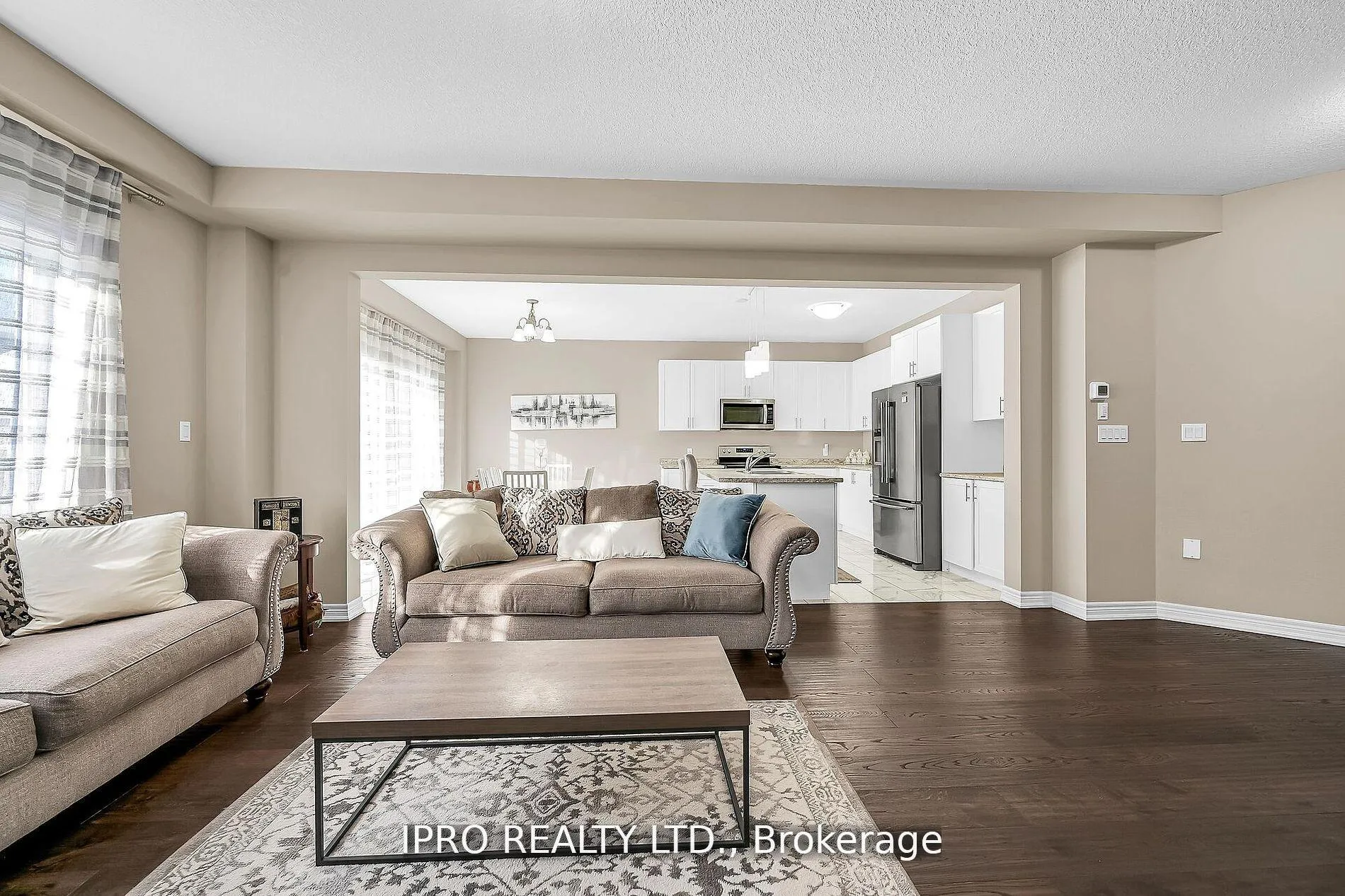 Photo 7 of 286 Dalgleish Trail, Hamilton, Hannon — HOMEH