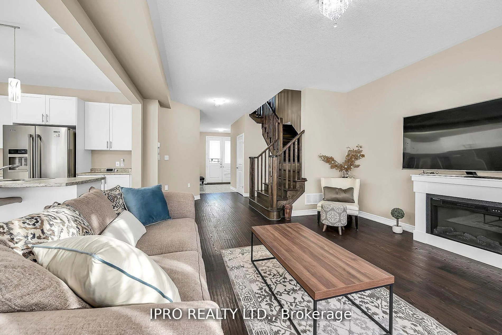 Photo 8 of 286 Dalgleish Trail, Hamilton, Hannon — HOMEH