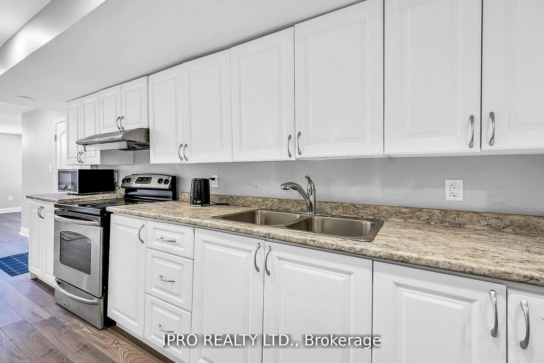Photo 37 of 286 Dalgleish Trail, Hamilton, Hannon — HOMEH