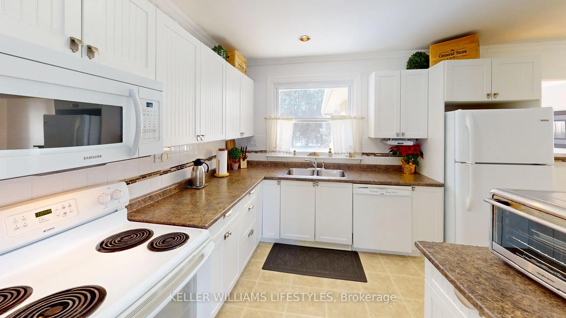 Photo 9 of 378 Carlow Road, Central Elgin, Rural Central Elgin — HOMEH