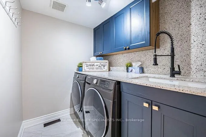 Photo 17 of 6 Niles Court, Brampton, Westgate — HOMEH