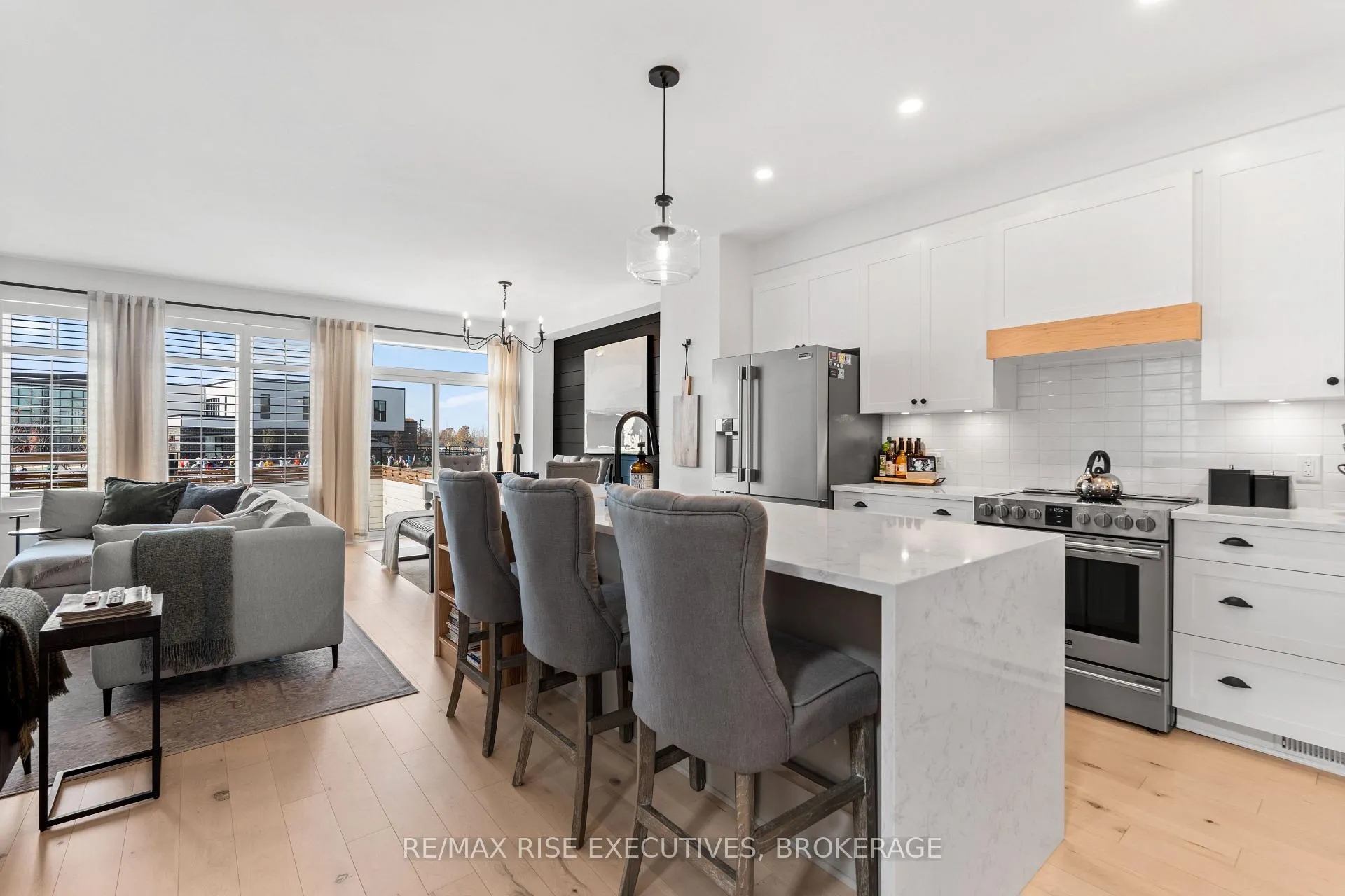 Photo 12 of 1671 Tenley Drive, Kingston, City Northwest — HOMEH