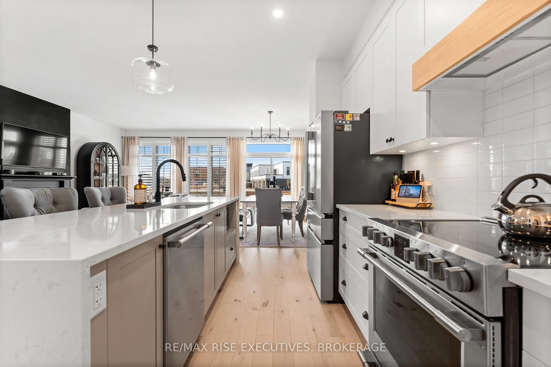 Photo 14 of 1671 Tenley Drive, Kingston, City Northwest — HOMEH