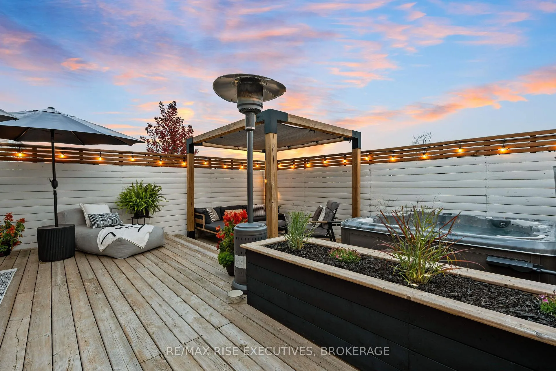 Photo 37 of 1671 Tenley Drive, Kingston, City Northwest — HOMEH