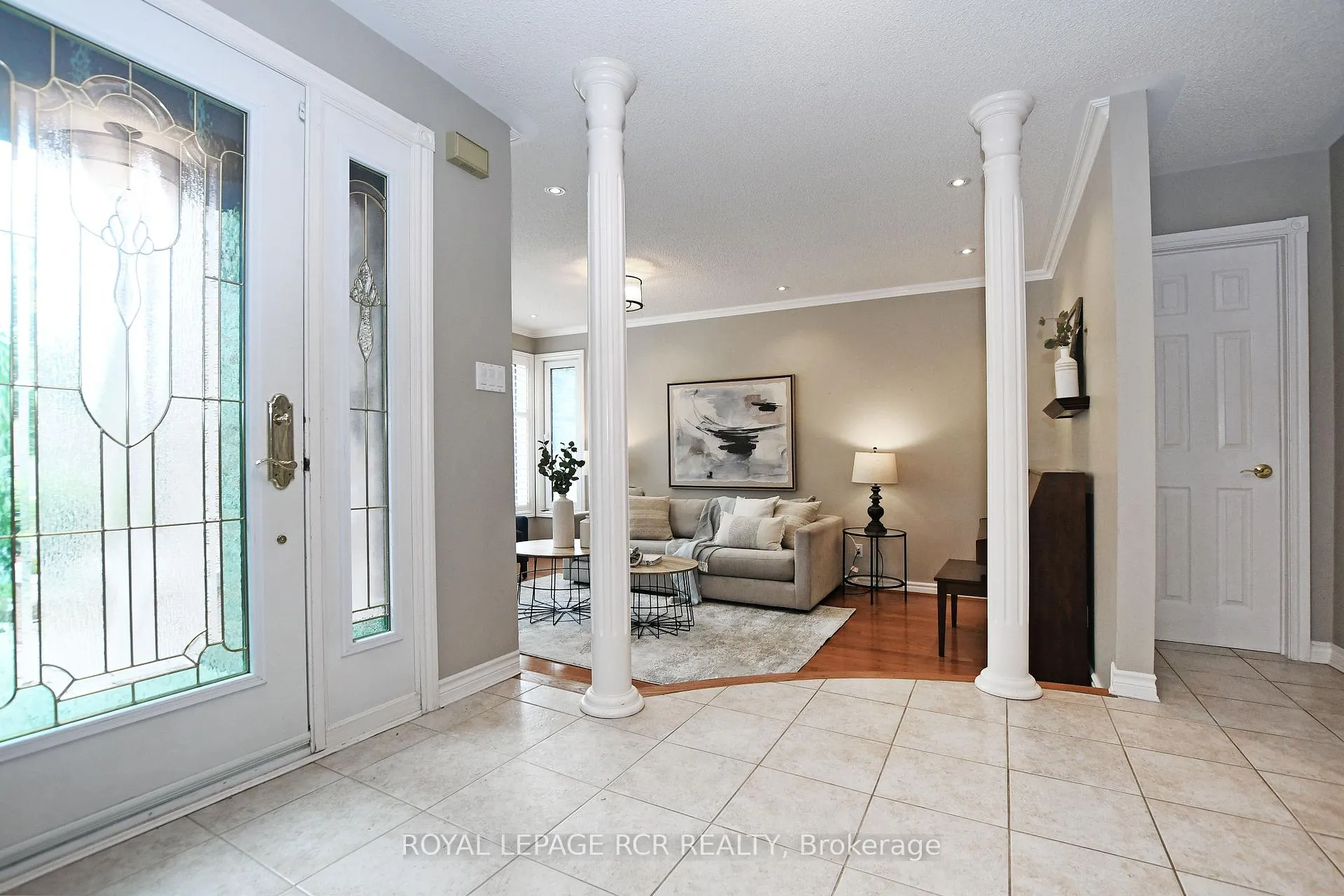 Photo 2 of 14 Wethersfield Court, Aurora, Aurora Highlands — HOMEH